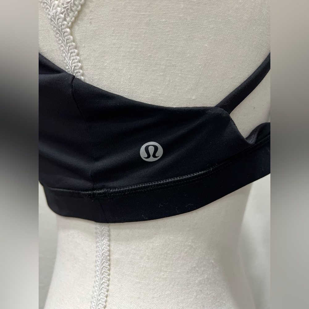 LULULEMON Free To Be Serene High Neck Sports Bra EUC - Picture 4 of 9